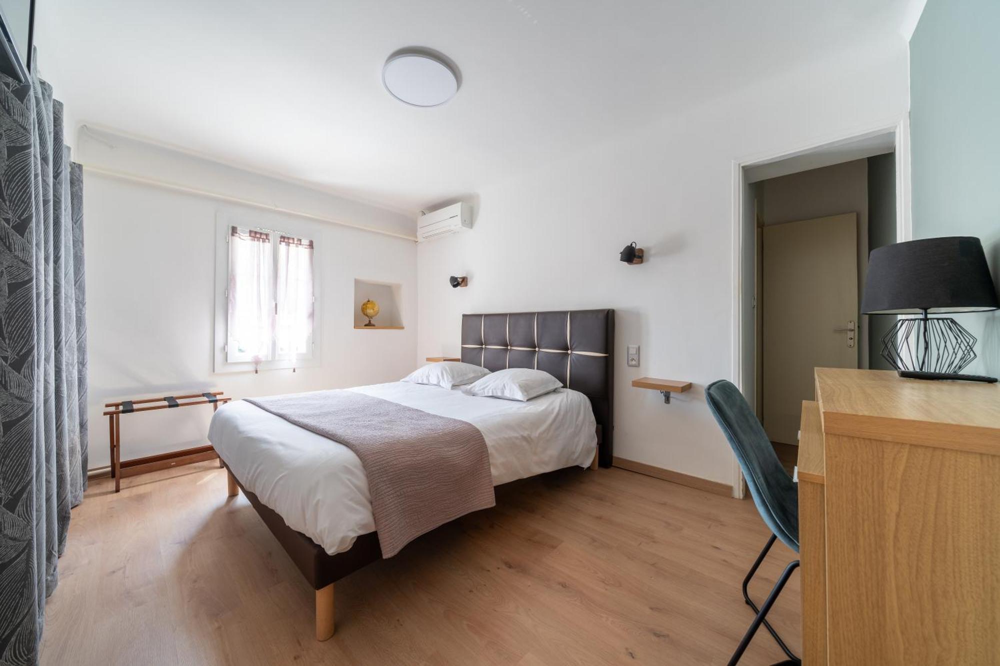 Logis Hotel Le Chene Vert 볼렌느 외부 사진